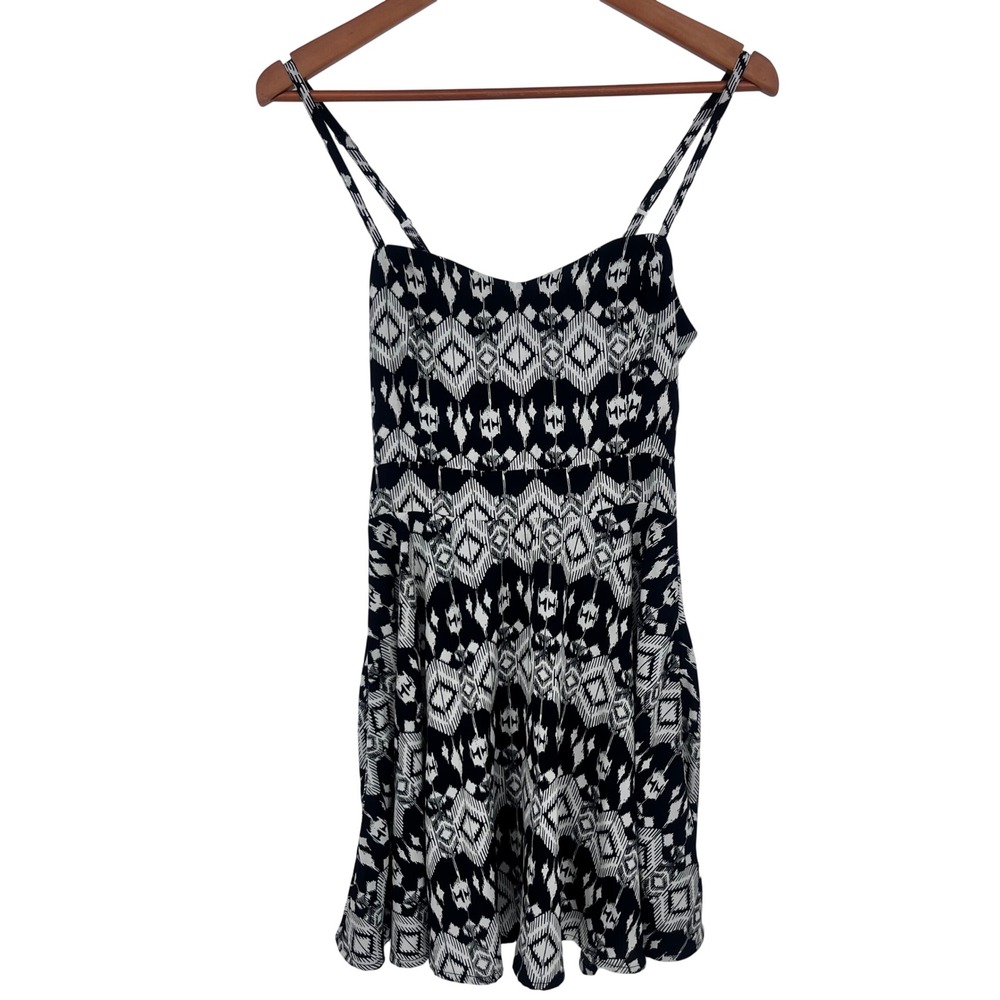 Lucy Love Junior Women's Felicity Dress Medium Black White Aztec Print Fit Flare